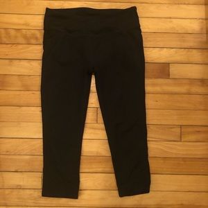Fabletics Capris Jeggings